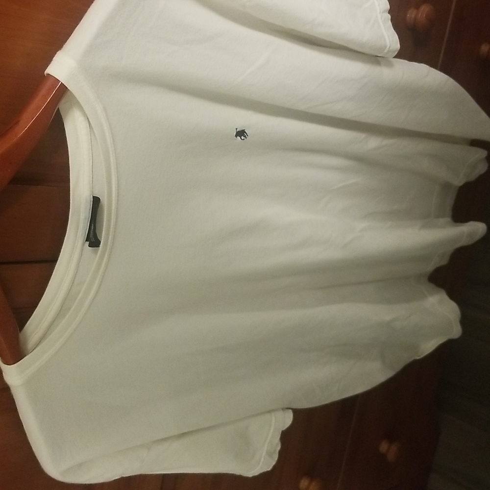 White classic polo tshirt